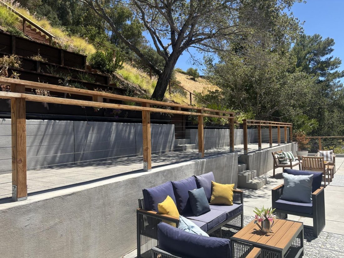 House in San Carlos, California, United States 3 - 18498680