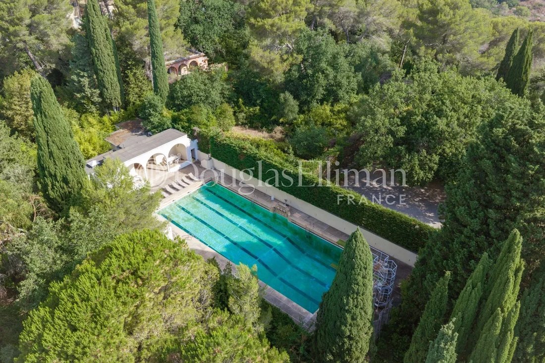 Villa à Village-Saint Julien-Saint Pierre, Biot, France 2 - 18498331