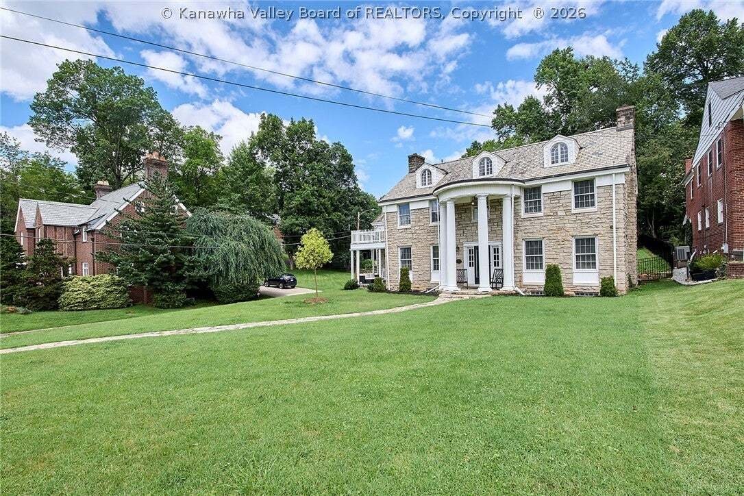 House in Charleston, West Virginia, United States 2 - 18498706