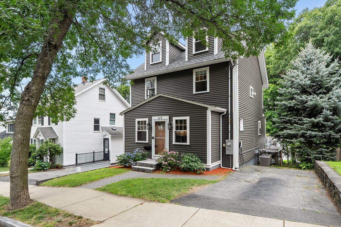 House in Arlington, Massachusetts, United States 3 - 18498714
