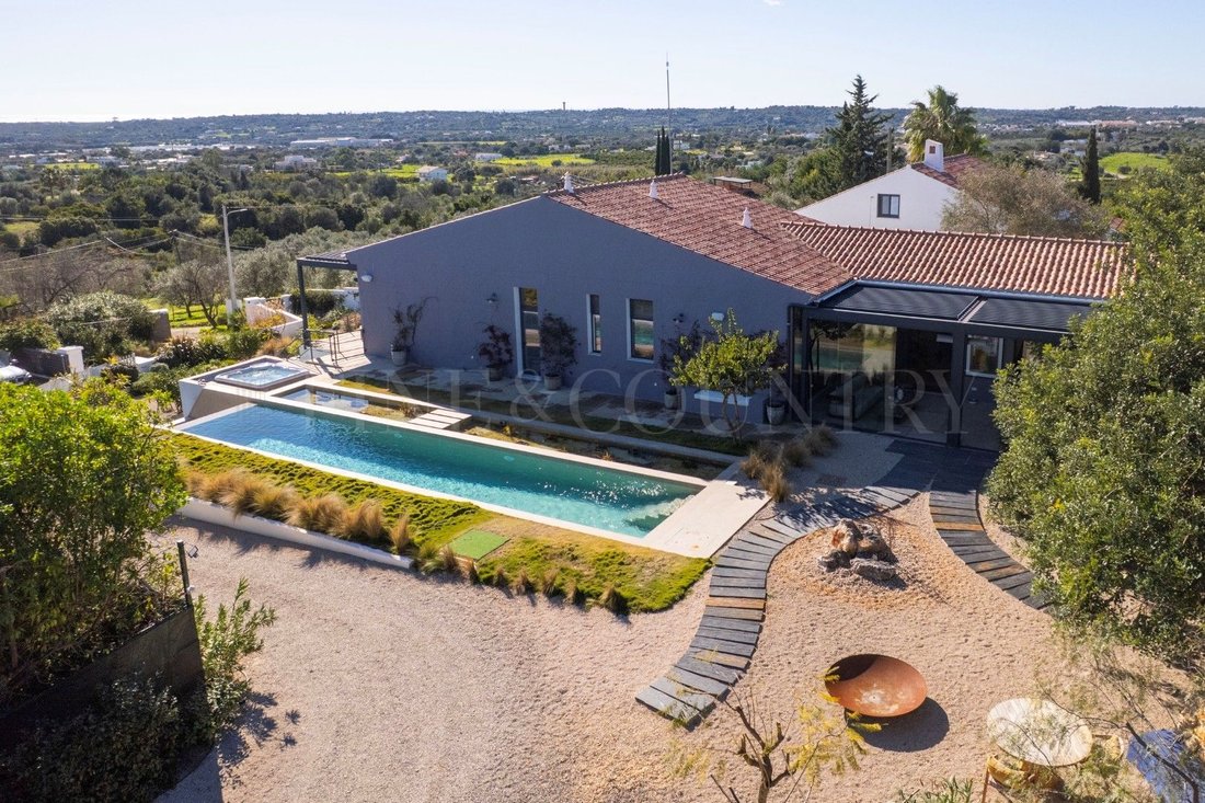 Villa in Moncarapacho, Algarve, Portugal 1 - 18498824