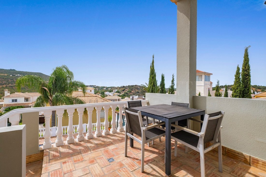 Villa in Loule (Sao Clemente), Algarve, Portugal 2 - 16295811