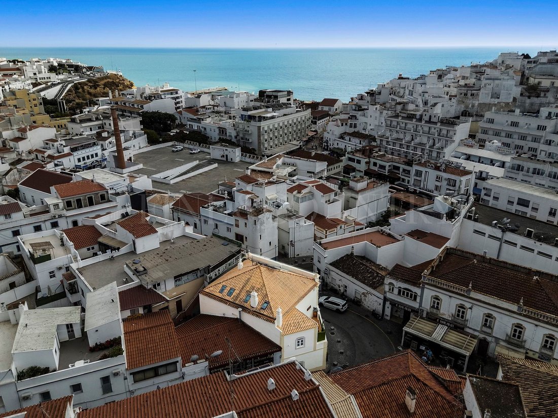 Townhouse in Praia dos Pescadores, Olhos de Agua, Portugal 3 - 18498771