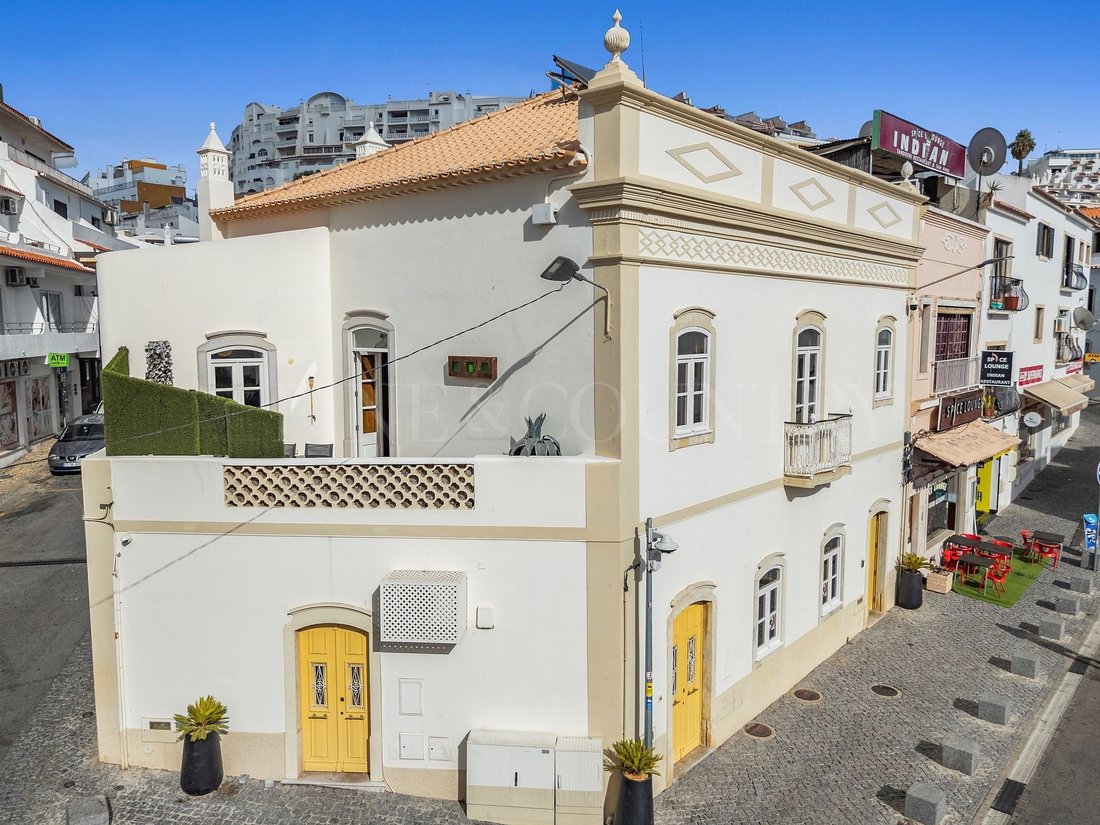 Townhouse in Praia dos Pescadores, Olhos de Agua, Portugal 1 - 18498771