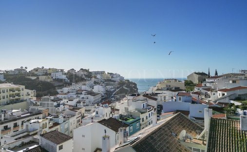 Townhouse in Lagoa e Carvoeiro, Algarve, Portugal 1