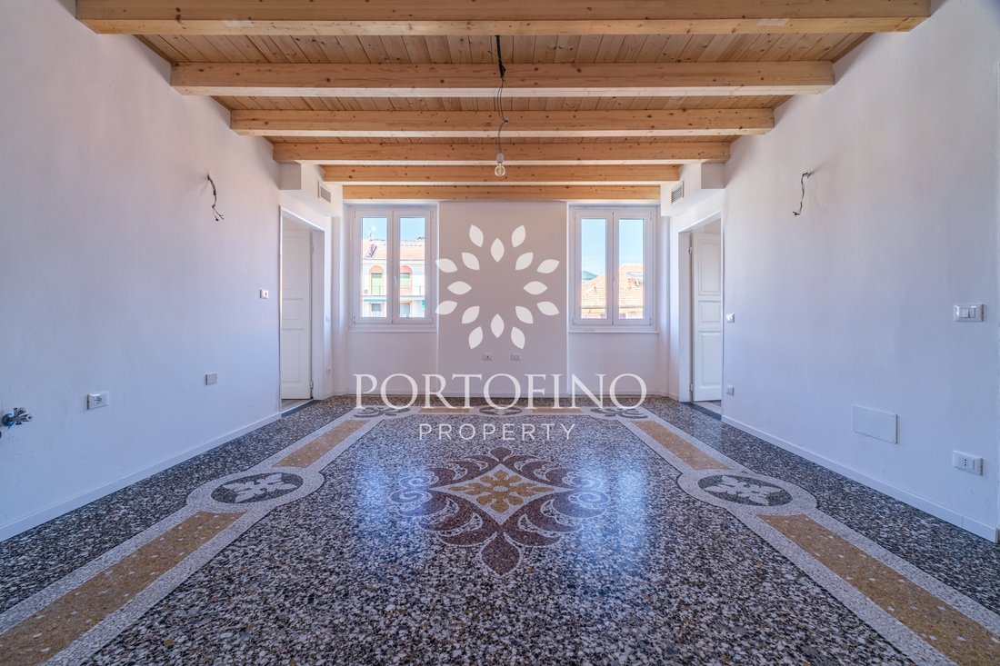 Apartment in Historic Center, Rapallo, Liguria 1 - 18498580