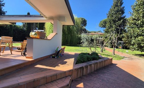 Villa in Coverciano, Florence, Tuscany 1
