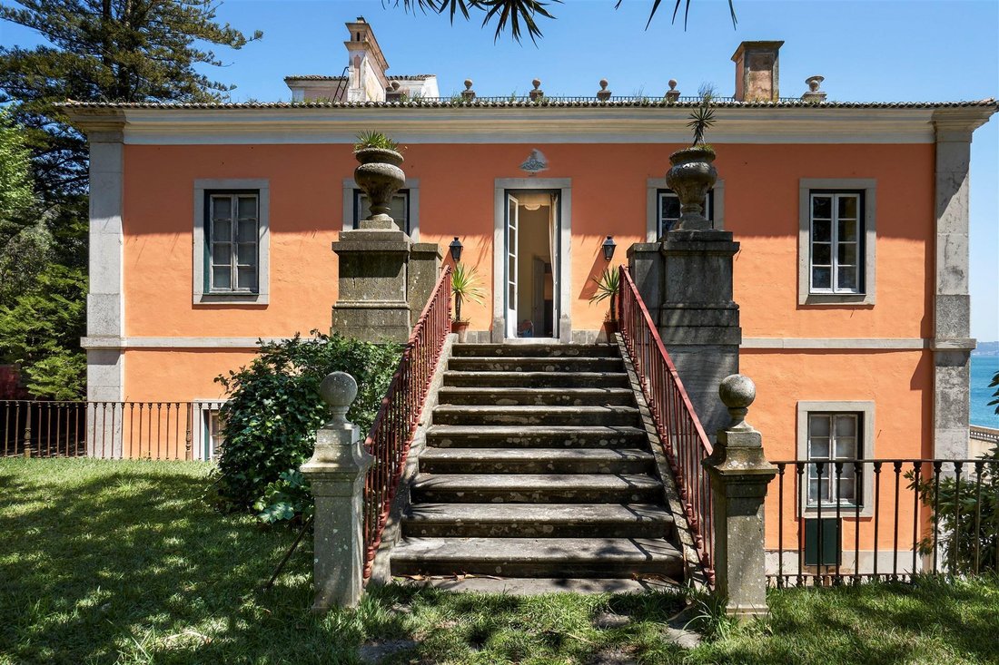 Castle in Paco de Arcos, Lisbon, Portugal 3 - 18240791