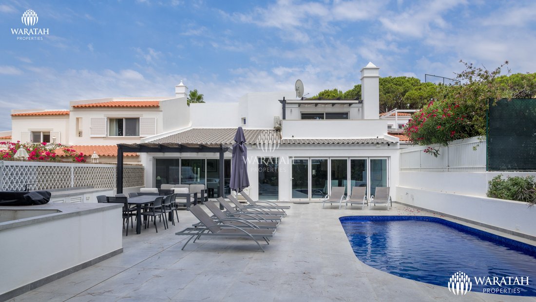 Villa in Vale do Lobo, Almancil, Portugal 2 - 18499809