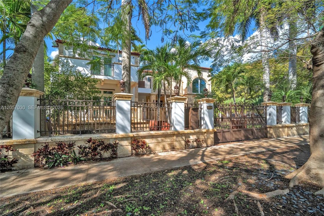 House in Miami, Florida, United States 3 - 18503939