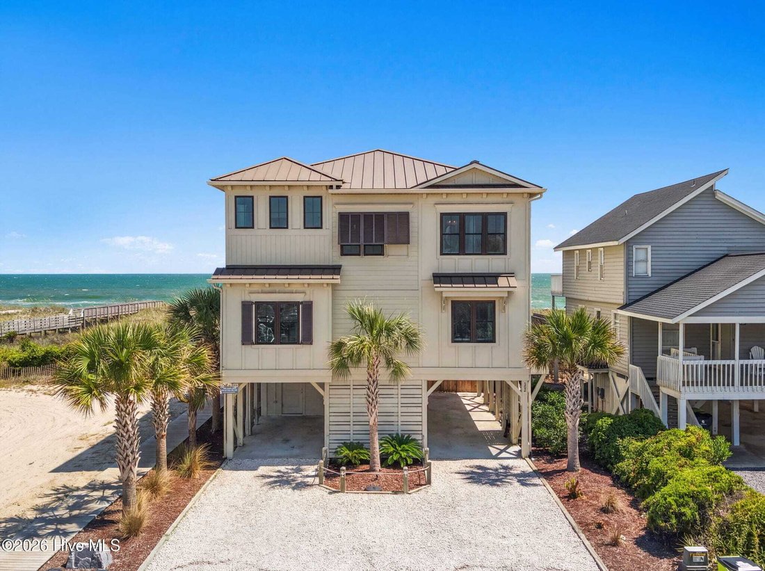 House in Ocean Isle Beach, North Carolina, United States 1 - 18504812