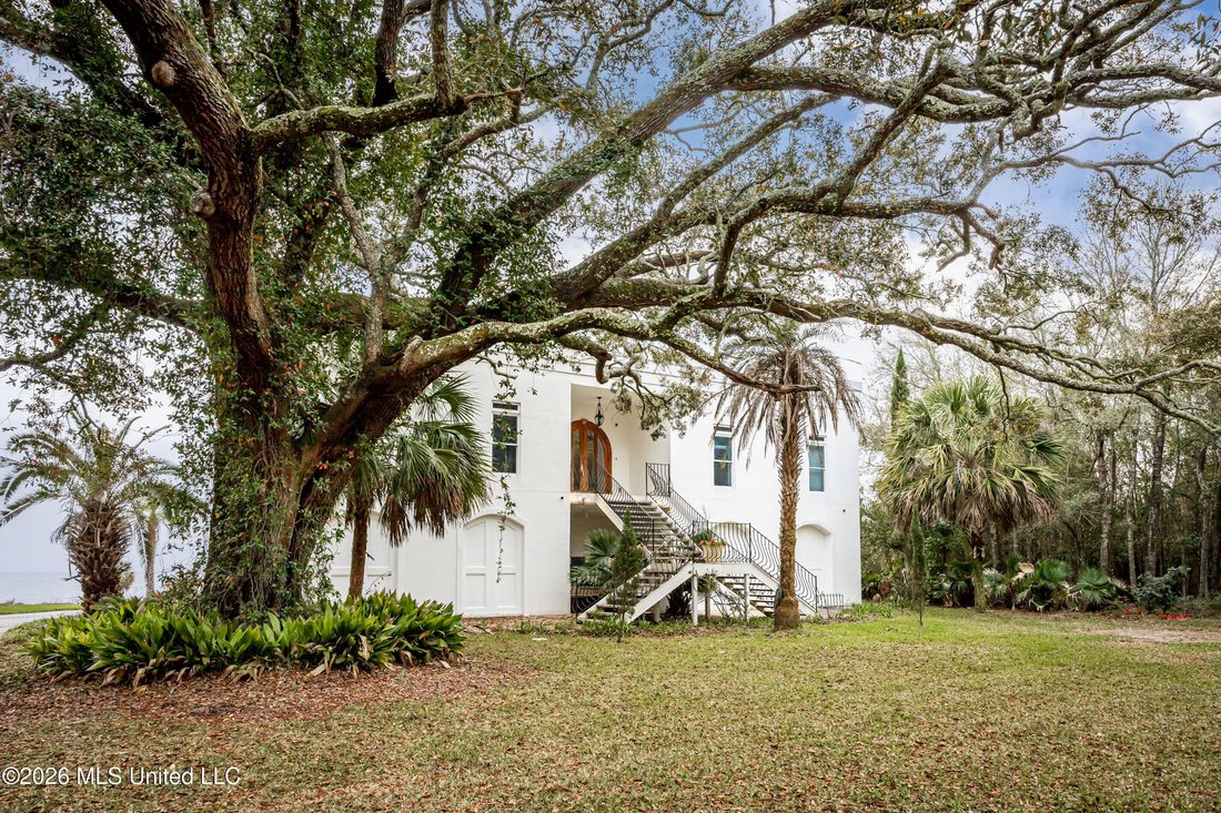 House in Ocean Springs, Mississippi, United States 3 - 18501796