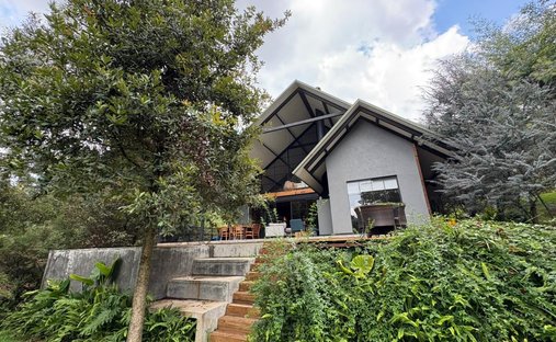 House in San Simón el Alto, State of Mexico, Mexico 1