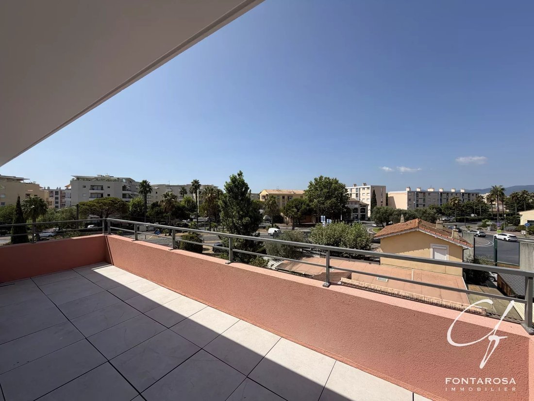 Apartment in Exterieurs, Frejus, France 5 - 17235342