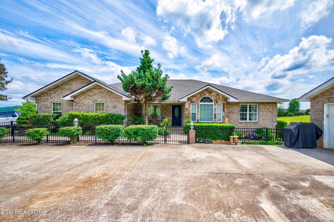 House in Sevierville, Tennessee, United States 1 - 18500115