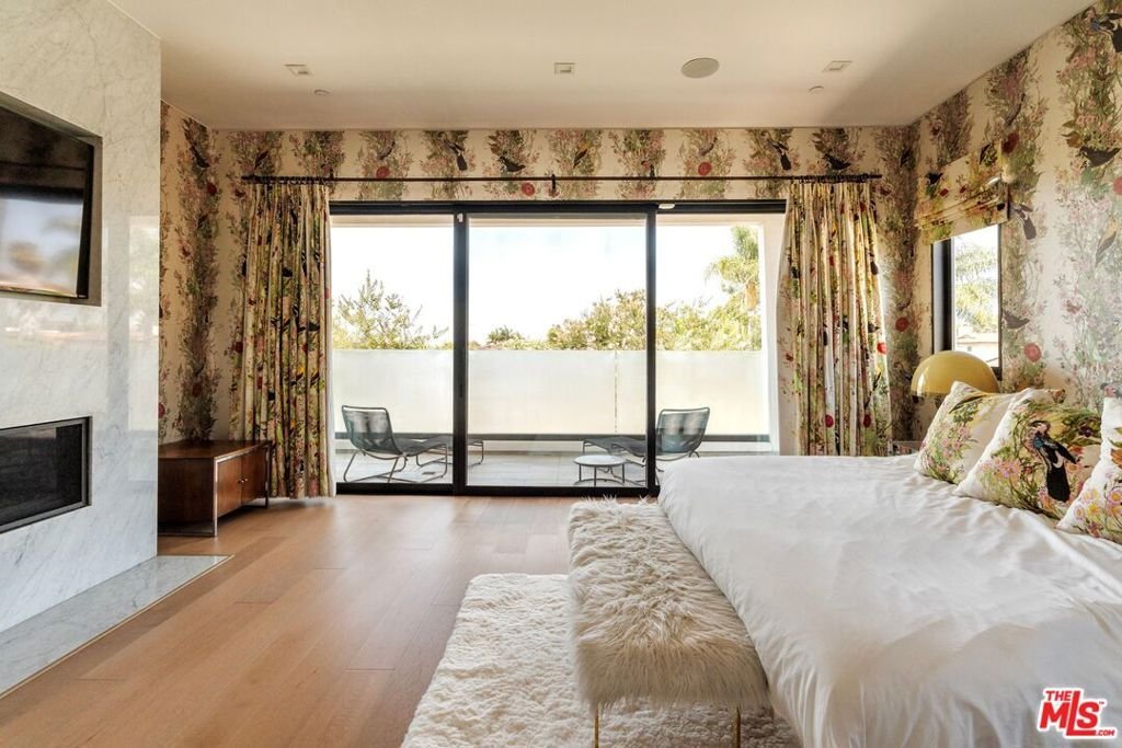 House in Los Angeles, California, United States 4 - 18501917
