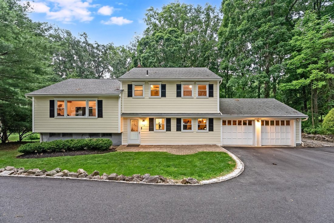 House in Morris Plains, New Jersey, United States 3 - 18498812
