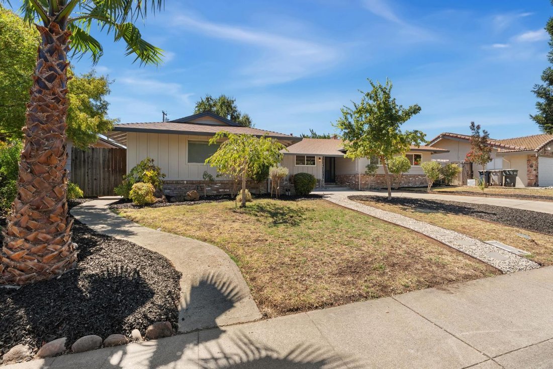 House in Sacramento, California, United States 1 - 18503294