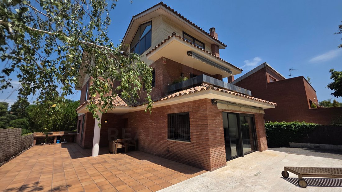 Villa à Sant Cugat del Vallès, Catalogne, Espagne 5 - 17946847