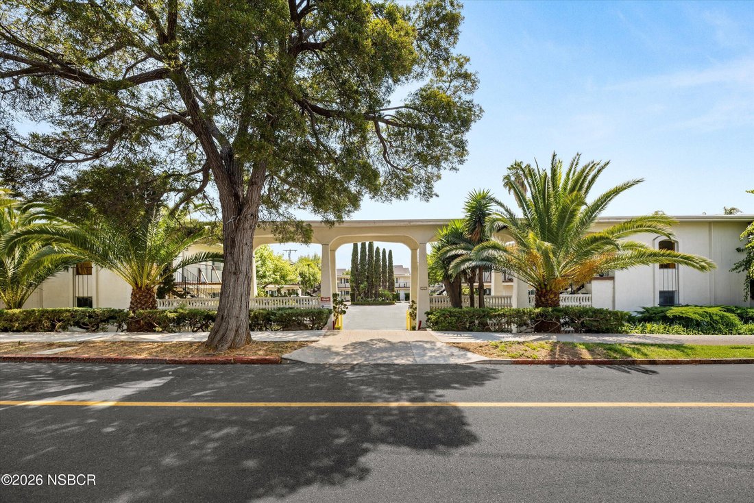 Santa Barbara, California, United States 1 - 18502412