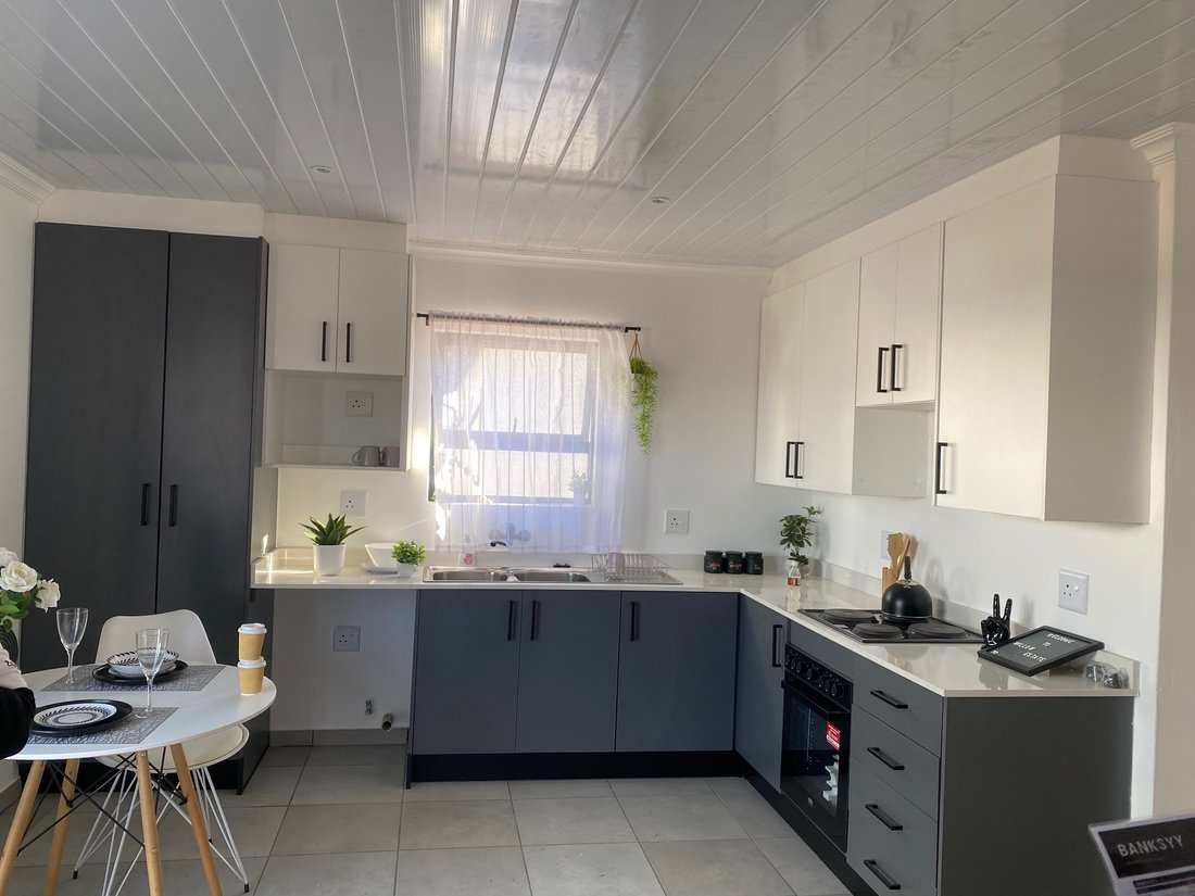 House in Germiston, Gauteng, South Africa 4 - 18499149