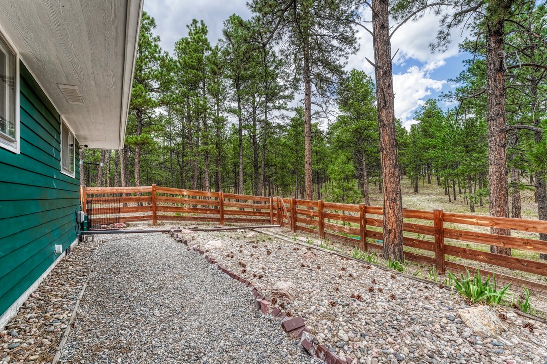 House in Colorado Springs, Colorado, United States 3 - 18500424