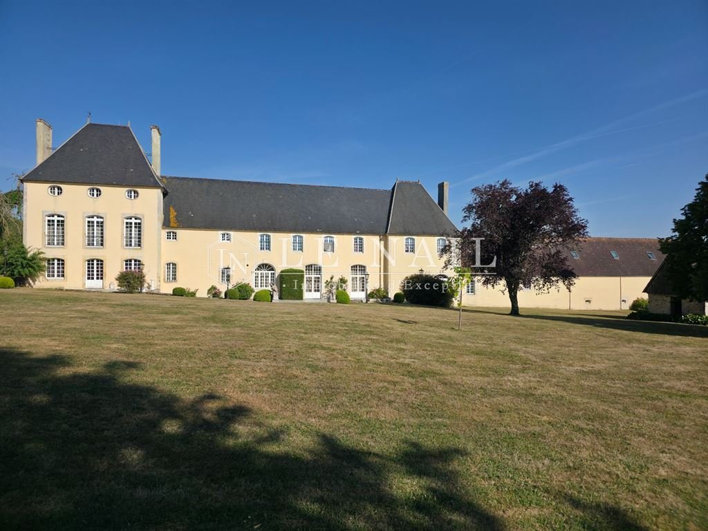 Estate in Périphérique, Falaise, France 3 - 18504135