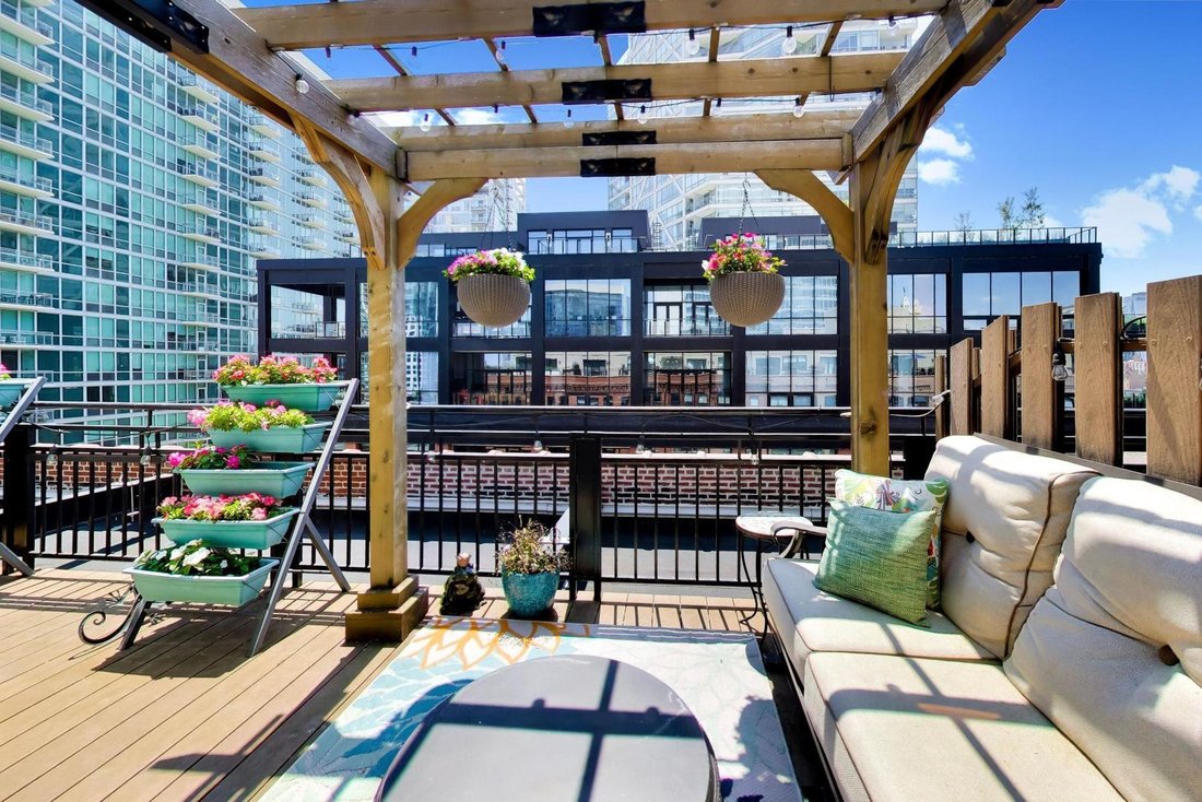 Condo in Chicago, Illinois, United States 2 - 18503254