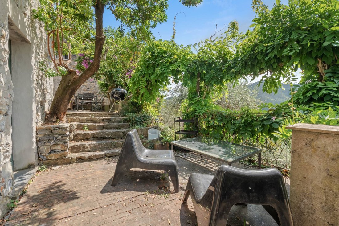 Villa in Leivi, Liguria, Italy 3 - 18504684