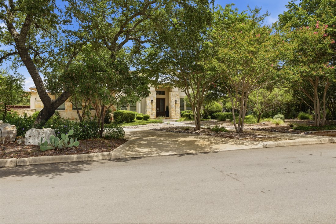 House in Helotes, Texas, United States 1 - 18501323