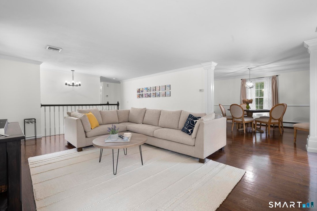 House in Wilton, Connecticut, United States 3 - 18503879