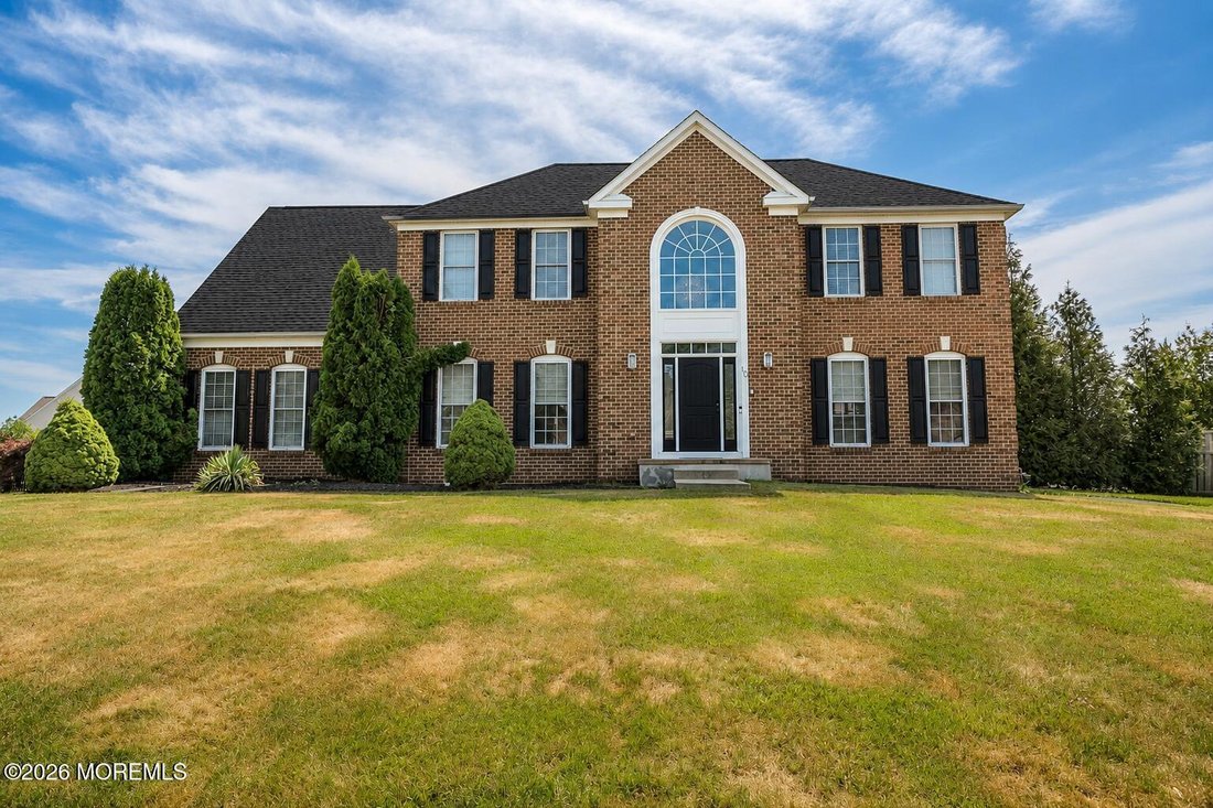 Freehold Township, New Jersey, United States 1 - 18282738