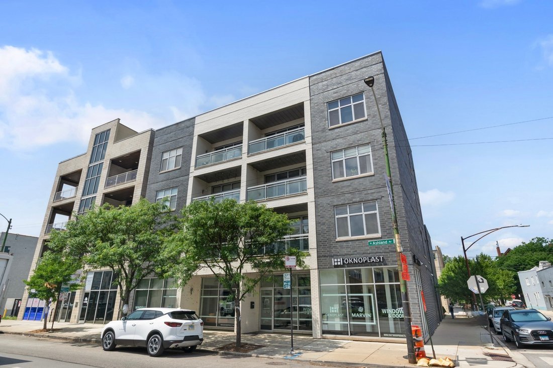 Condo in Chicago, Illinois, United States 1 - 18499432