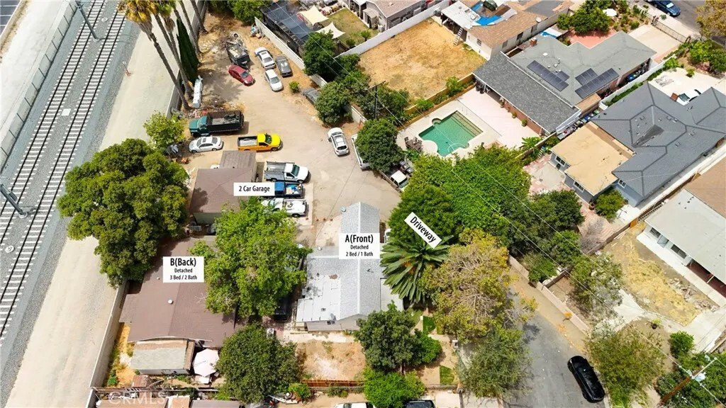Santa Ana, California, United States 3 - 18499208