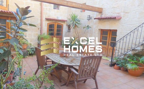 Country House in Qormi, Malta 1
