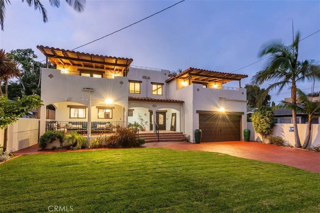 House in Signal Hill, California, United States 2 - 18503036