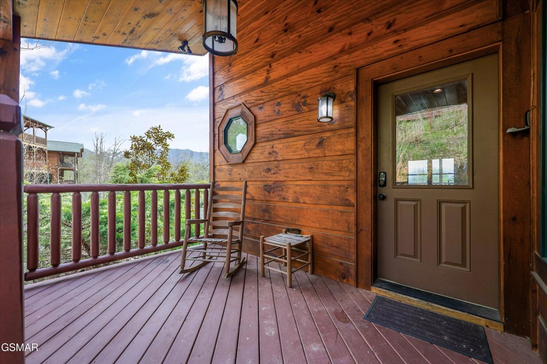 House in Gatlinburg, Tennessee, United States 2 - 18500005