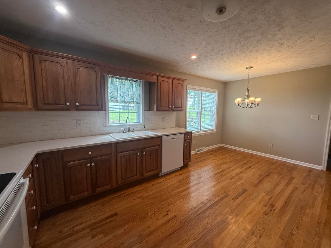 House in Richmond, Kentucky, United States 5 - 18502440