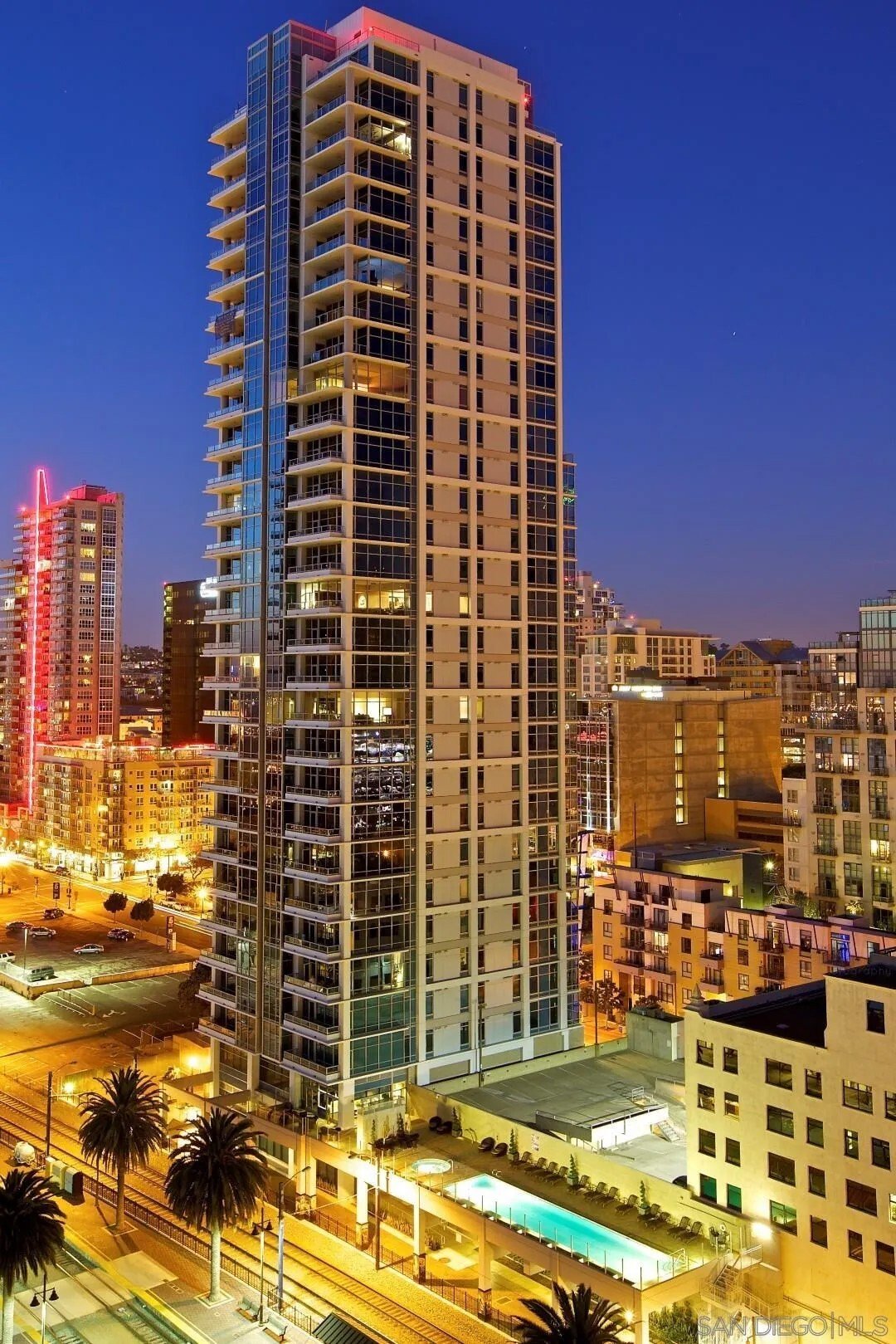 Condo in San Diego, California, United States 5 - 18502988