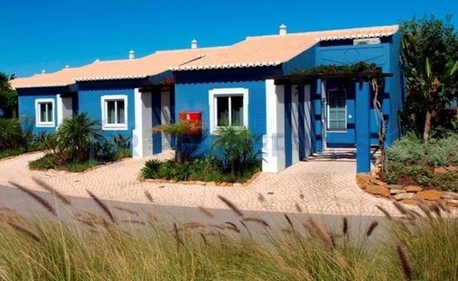 Finca in Praia da Luz, Algarve, Portugal 1