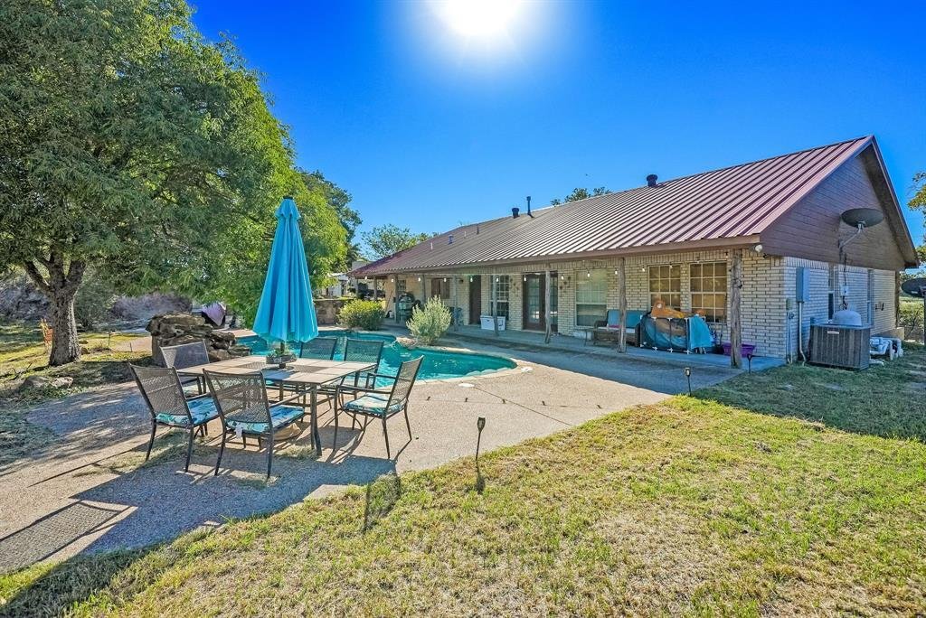 Farm Ranch in Springtown, Texas, United States 1 - 18500307