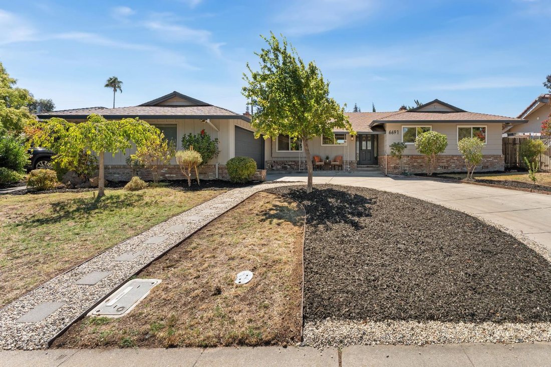 House in Sacramento, California, United States 2 - 18503294
