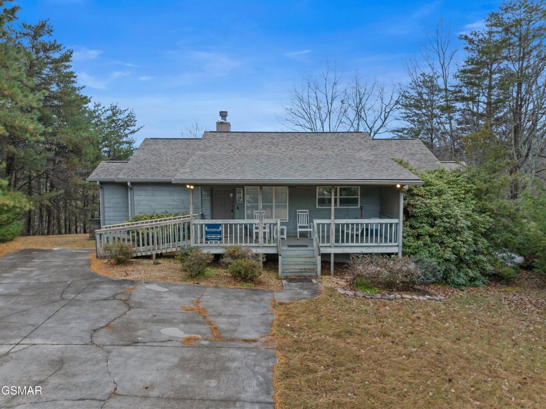 House in Sevierville, Tennessee, United States 1 - 18500499