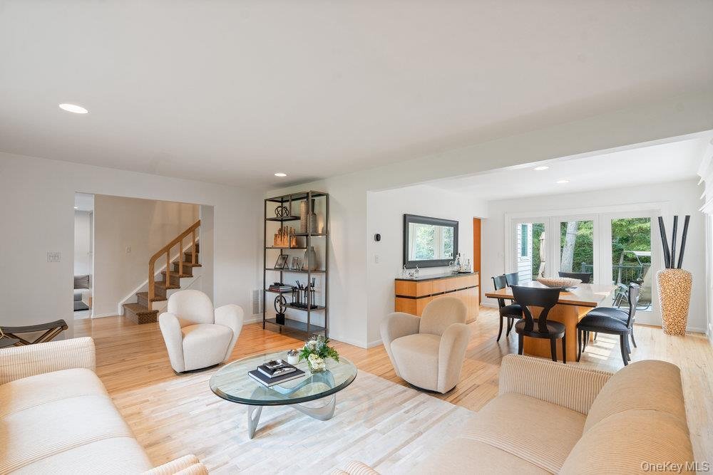 House in Plainview, New York, United States 5 - 18500906