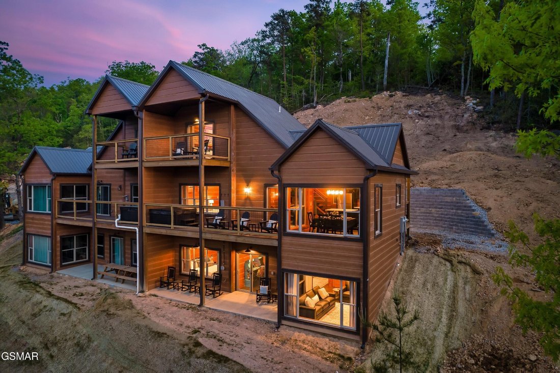 House in Sevierville, Tennessee, United States 1 - 18500468