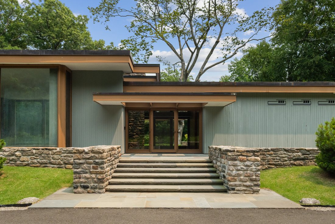 House in New Canaan, Connecticut, United States 4 - 18500449