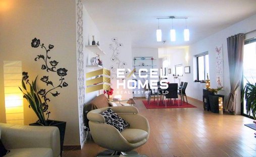 Penthouse in Ħaż-Żabbar, Malta 1