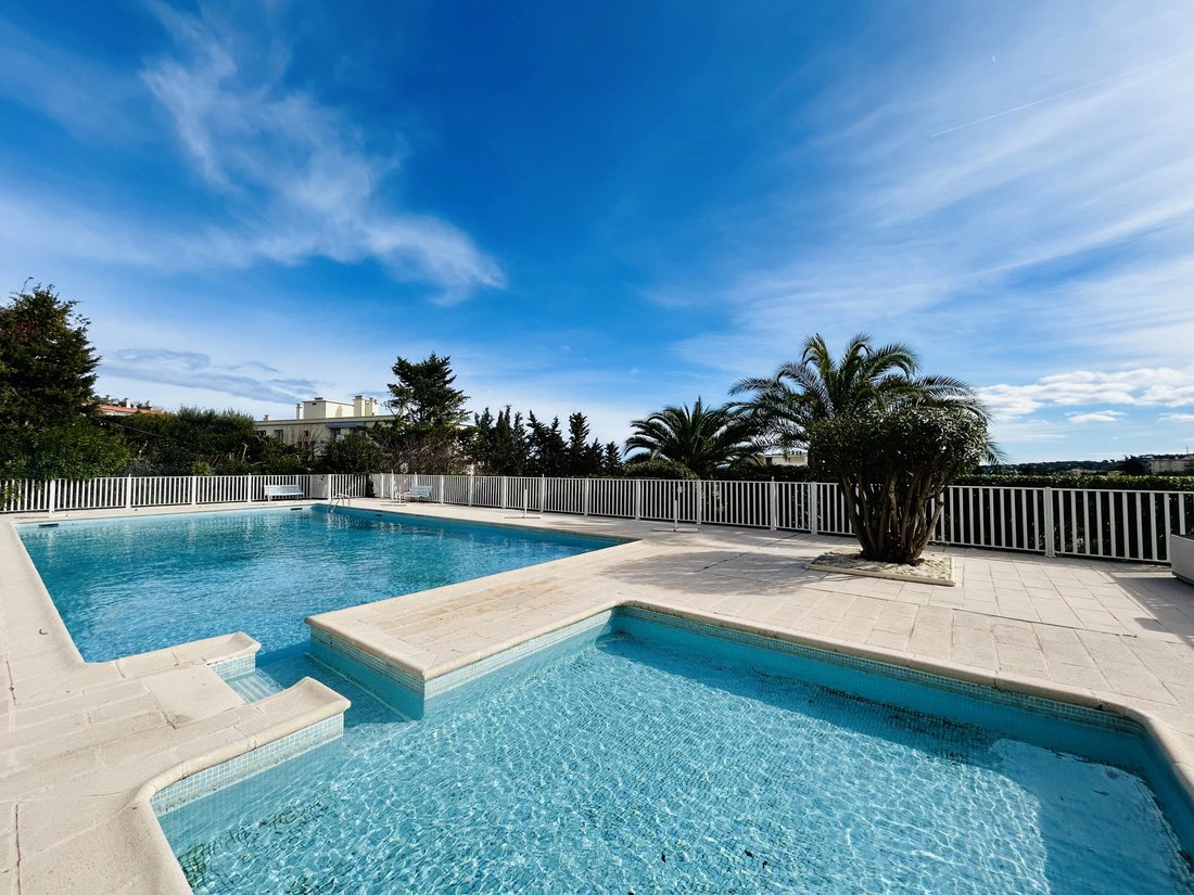 Appartement à Antibes, Provence-Alpes-Côte d'Azur, France 1 - 18501703
