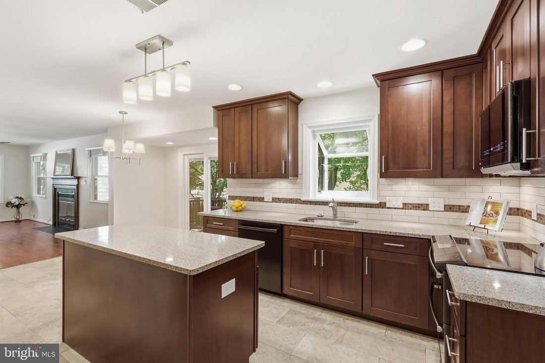 House in Vienna, Virginia, United States 3 - 18506714