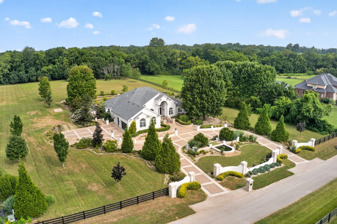 House in Nicholasville, Kentucky, United States 2 - 18502442